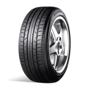 Le pneu Brigestone Potenza Adrenalin RE040