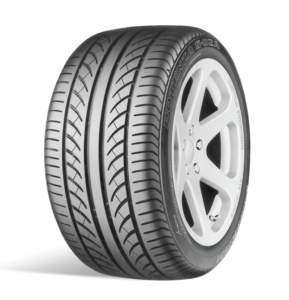 Le modèle de pneu Potenza S-02 de Bridgestone