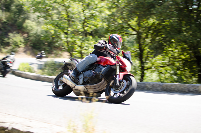 Test pneu moto Road 5